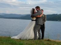 WEDDING HUG